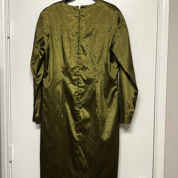 Unbranded Goldish Green Midi Dress - Picture 4 of 10